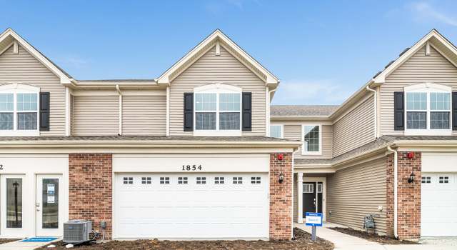 Photo of 1245 Hawk Hollow Dr, Yorkville, IL 60560