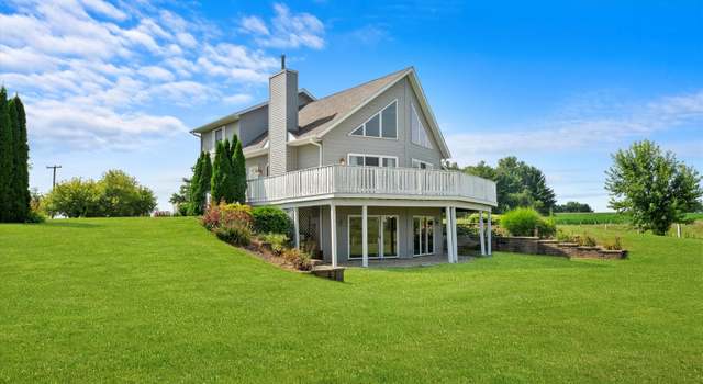 Photo of 6915 Johnson Rd, Hebron, IL 60034