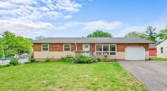 Photo of 6514 Silver Lake Rd, Cary, IL 60013