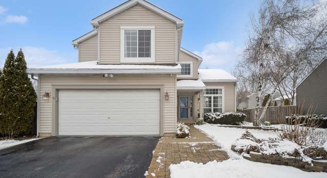 Photo of 1185 Moonstone Run, Lake In The Hills, IL 60156