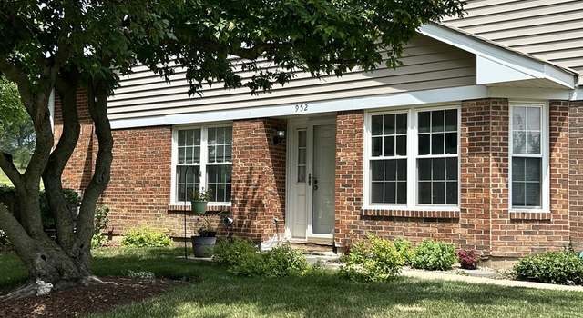Photo of 952 W Happfield Dr #2828, Arlington Heights, IL 60004