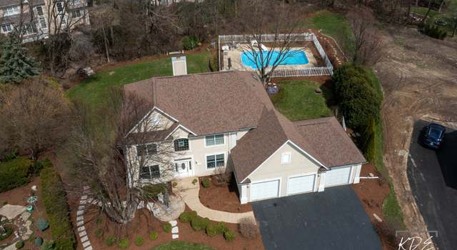 Photo of 2506 Muirfield Ct, St. Charles, IL 60174