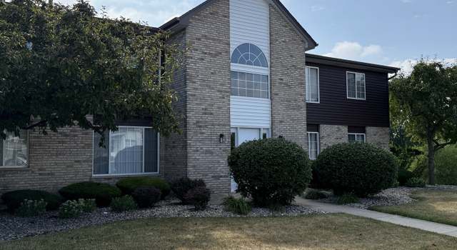 Photo of 1411 Berta Dr Unit 2N, Crest Hill, IL 60403