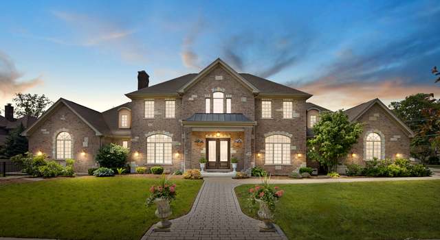 Photo of 4103 Douglas Rd, Downers Grove, IL 60515