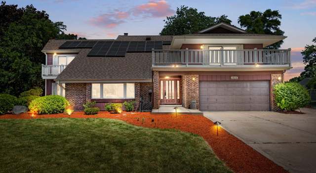 Photo of 1615 Prospect Ct, Wheaton, IL 60189