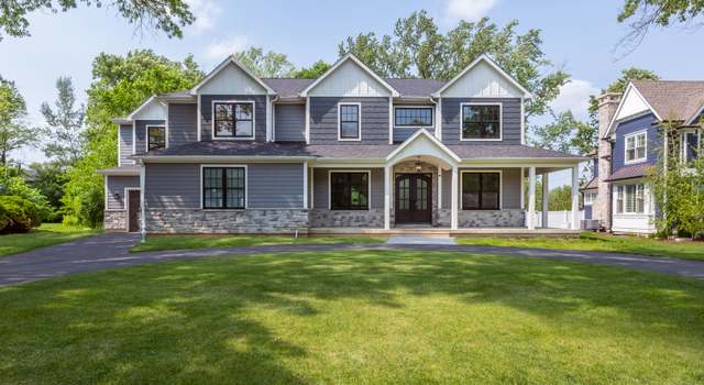 Property at 1418 W Maude Ave, Arlington Heights, IL 60004, 5 beds, 4.5 baths