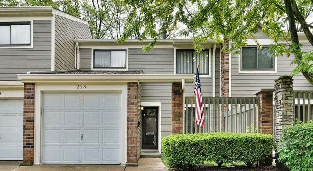 Photo of 213 W Hanover Pl, Mount Prospect, IL 60056