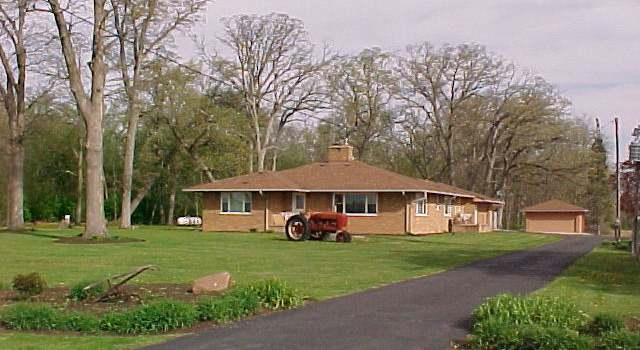 Photo of 14518 Russellville Rd, Capron, IL 61012