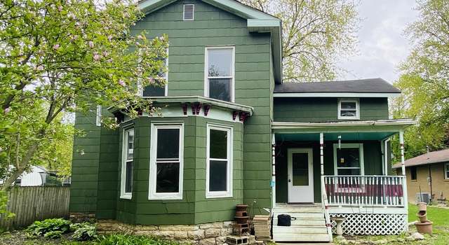 Photo of 409 E Hickory St, Fairbury, IL 61739