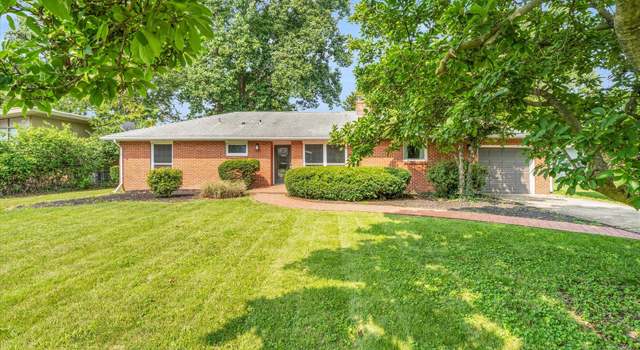 Photo of 70 Greencroft Dr, Champaign, IL 61821
