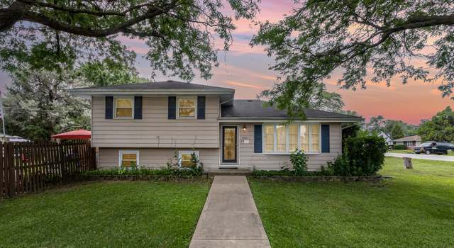 Photo of 4001 N Lincoln St, Westmont, IL 60559