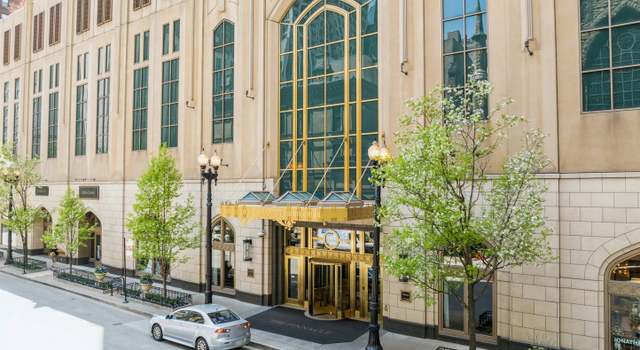Photo of 21 E Huron St #1806, Chicago, IL 60611