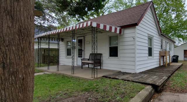 Photo of 704 E University Ave, Urbana, IL 61802