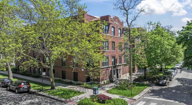 Photo of 7029 N Greenview Ave Unit 2S, Chicago, IL 60626
