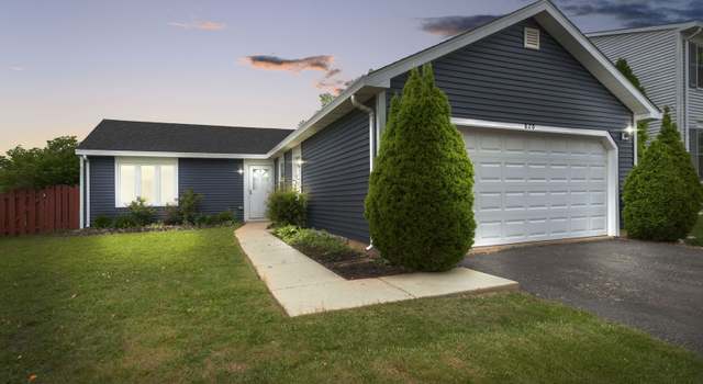 Photo of 828 Huron Ct, Carol Stream, IL 60188