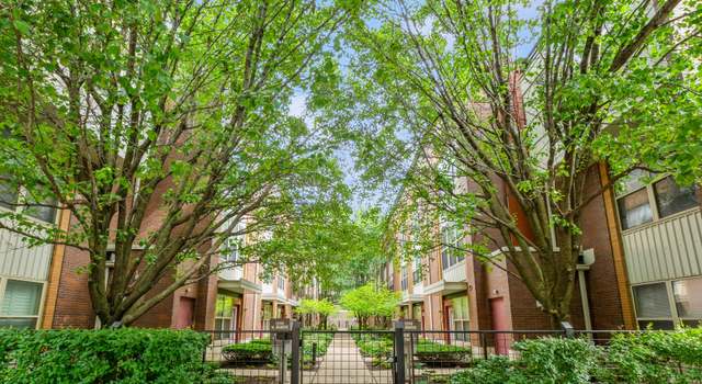 Photo of 1240 W Monroe St #7, Chicago, IL 60607