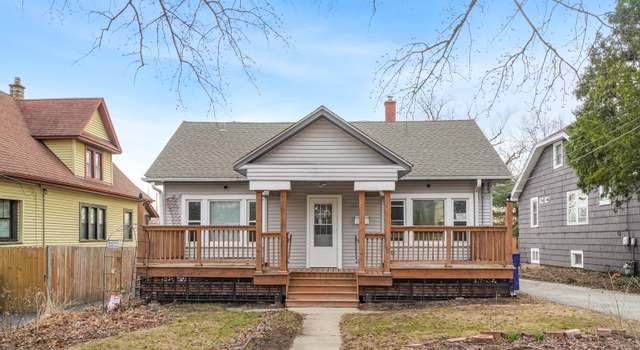 Photo of 709 S Riverside Dr, Villa Park, IL 60181