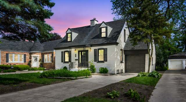 Photo of 327 Southcote Rd, Riverside, IL 60546