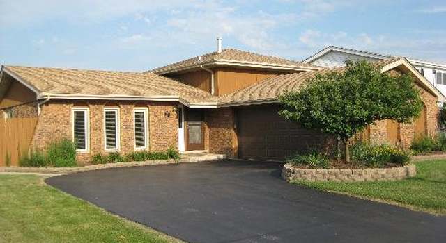 Photo of 16943 89th Ave, Orland Hills, IL 60477