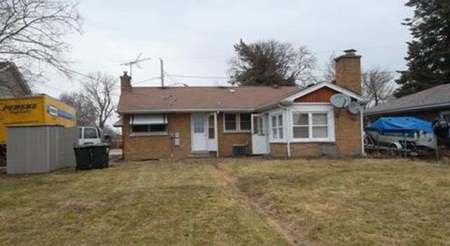 Photo of 5815 Lincoln Ave, Morton Grove, IL 60053