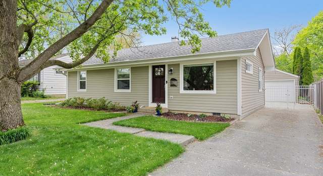 Photo of 1106 Sumner St, Wheaton, IL 60189