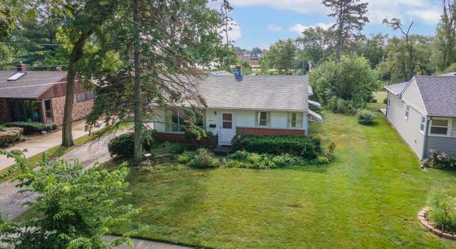 Property at 2814 Cardinal Dr, Rolling Meadows, IL 60008, 4 beds, 1 bath