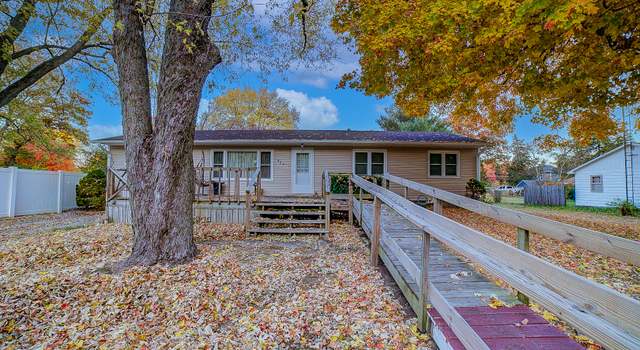 Photo of 405 Hobson St, Woodland, IL 60974