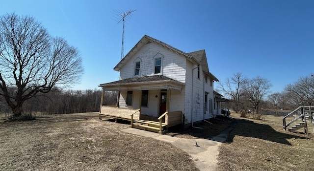 Photo of 307 S Main St, Iroquois, IL 60945