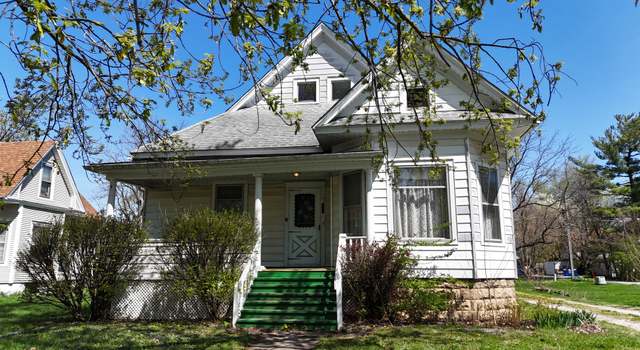Photo of 307 W Curtis St, Grant Park, IL 60940