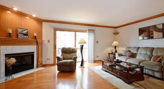 Photo of 15930 Blackwater Ct, Tinley Park, IL 60477