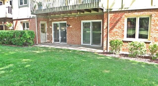 Photo of 802 Meadow Ridge Ln #101, New Lenox, IL 60451