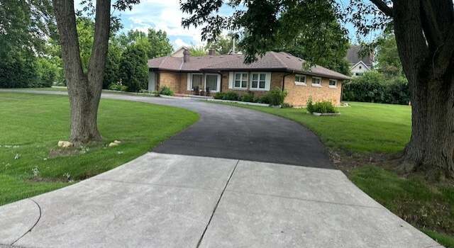 Photo of 1301 W 54th St, La Grange Highlands, IL 60525