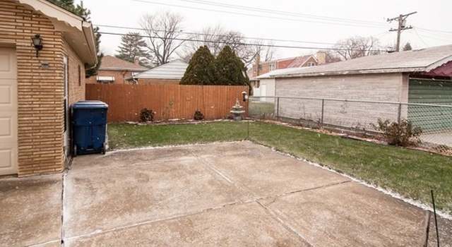 Photo of 10210 Kedvale Ave, Oak Lawn, IL 60453