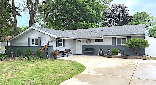 Photo of 534 White Oak Rd, Bolingbrook, IL 60440