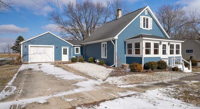 Photo of 505 W North St, Stanford, IL 61774