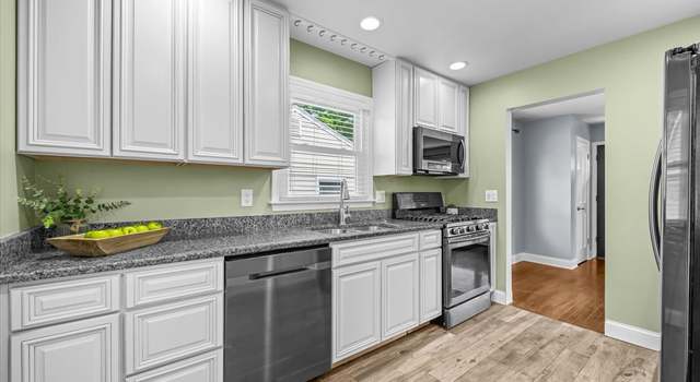 Photo of 218 N Berteau Ave, Bartlett, IL 60103