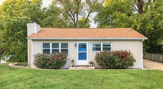 Photo of 1114 Illinois Ave, Edwardsville, IL 62025