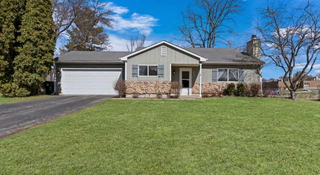 Photo of 1230 Fairmont Ct, Algonquin, IL 60102