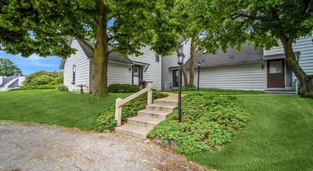 Photo of 660 Beth Ct, Gurnee, IL 60031