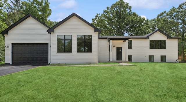 Photo of 26905 N Longwood Rd, Lake Forest, IL 60045