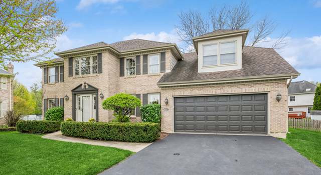 Photo of 1647 Canyon Run Rd, Naperville, IL 60565