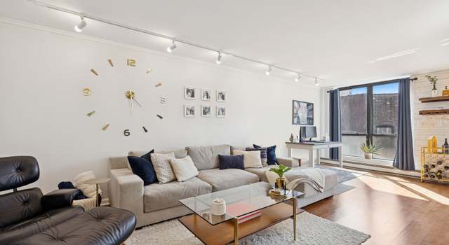 Photo of 2600 N Hampden Ct Unit H6, Chicago, IL 60614