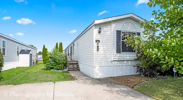 Photo of 39 Saint Pauls Dr, Bourbonnais, IL 60914