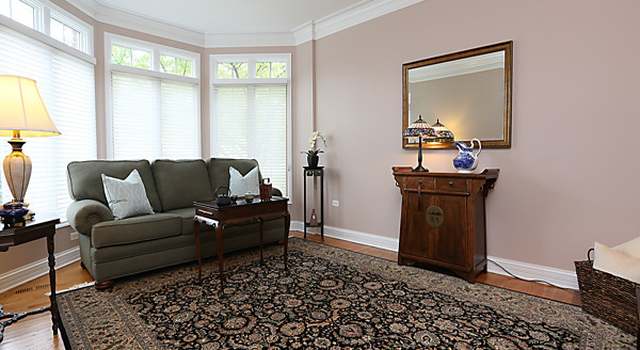 Photo of 3135 Landore Dr, Naperville, IL 60564