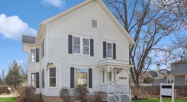 Photo of 23921 W Lockport St, Plainfield, IL 60544