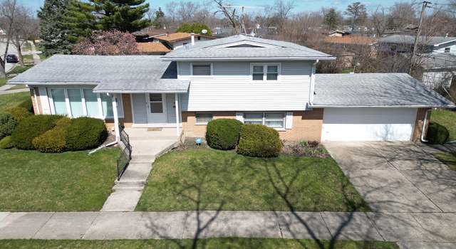 Photo of 235 Serena Dr, Chicago Heights, IL 60411