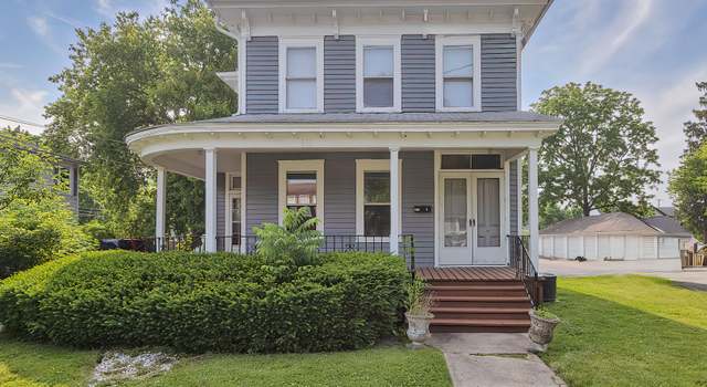 Photo of 411 N Madison St, Woodstock, IL 60098