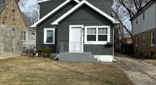 Photo of 813 Pine St, Waukegan, IL 60085