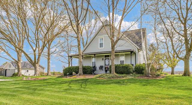 Photo of 1076 County Road 2125, Sidney, IL 61877