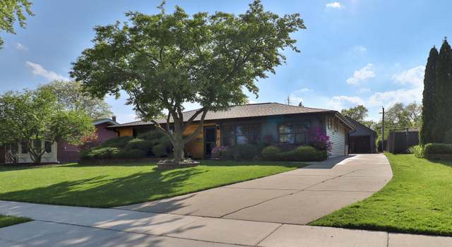 Photo of 140 Princeton St, Hoffman Estates, IL 60169